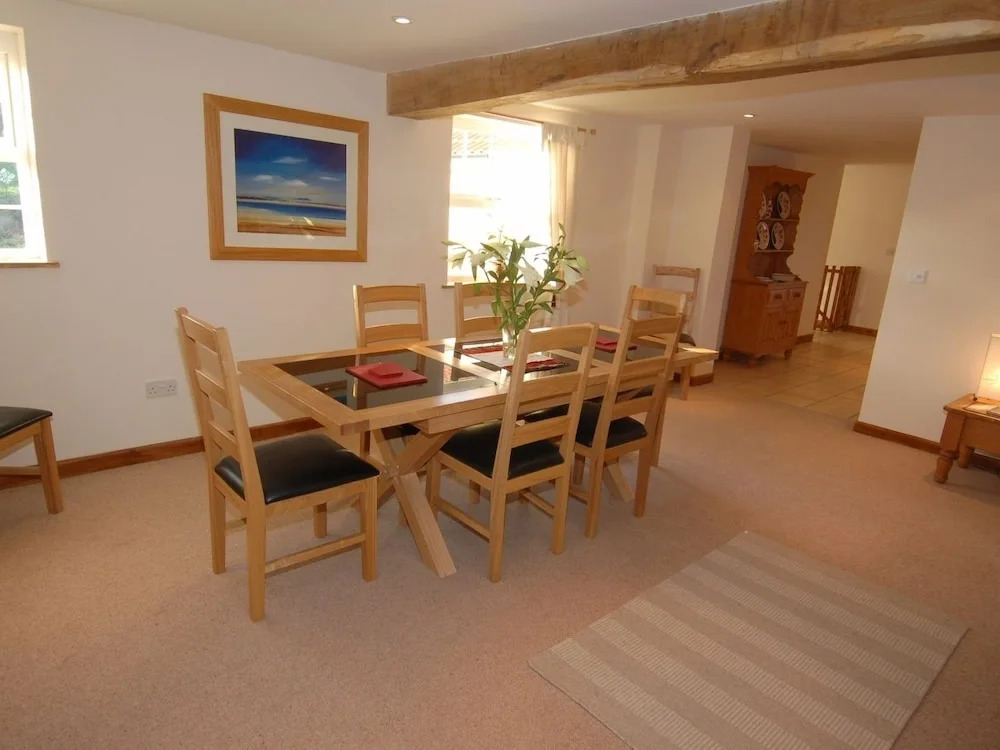 West Perry Hay, Bridport