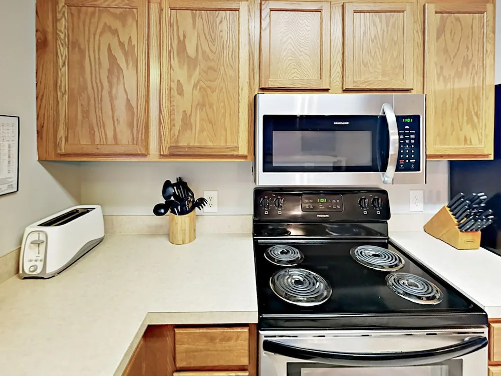 Chester Street Unit A - 2 Br Condo