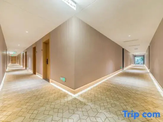 Yibo Hotel (Pazhou Exhibition Center Guangzhou Tower Branch)