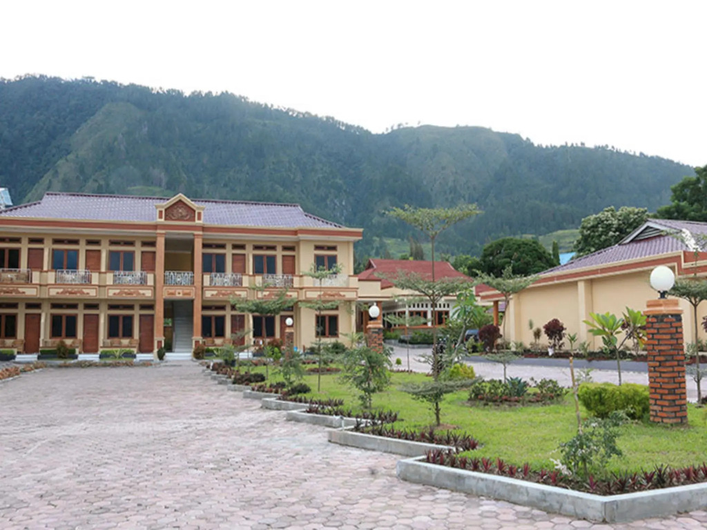 Rogate Beach Hotel