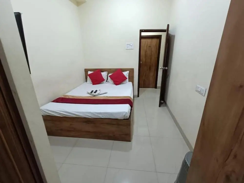 Sapphire Guest House