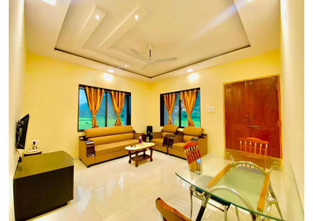 Yellow Lagoon 3BHK