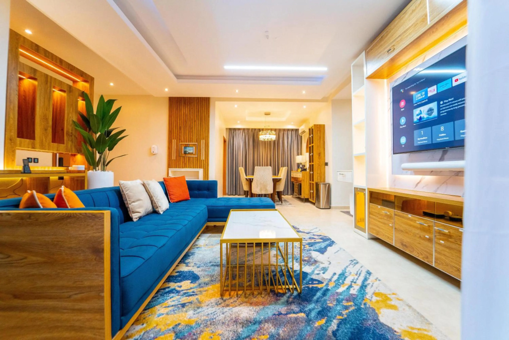 3-Bedroom SmartHome Luxury Apartment
