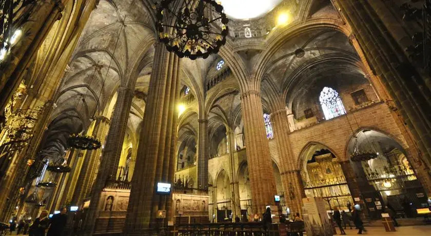 APBCN Gothic Center