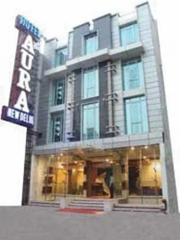Hotel Aura - 05 Mins from New Delhi Railway Station & Connaught Place