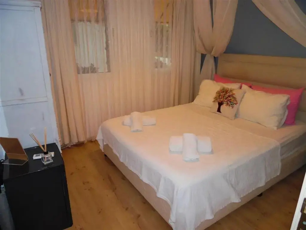 Monat Otel Hacimemis