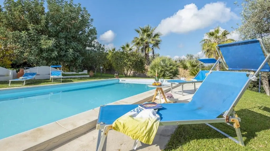 Alghero Villa Josephine con piscina e Parco per 8 ospiti