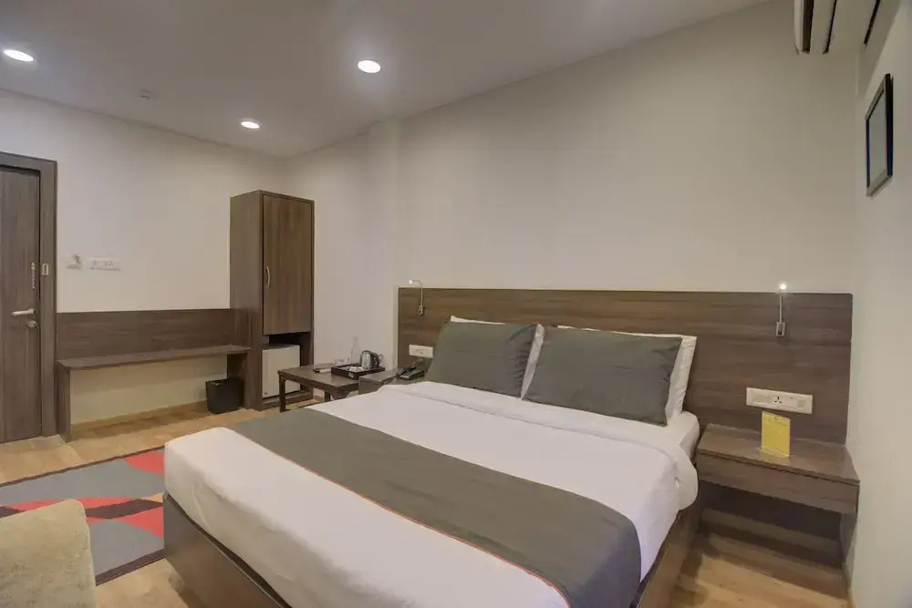 Collection O 247 Hotel Rosewood