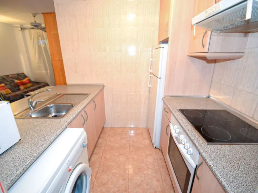 Agradable apartamento en Playa La Pineda (Tarragona)