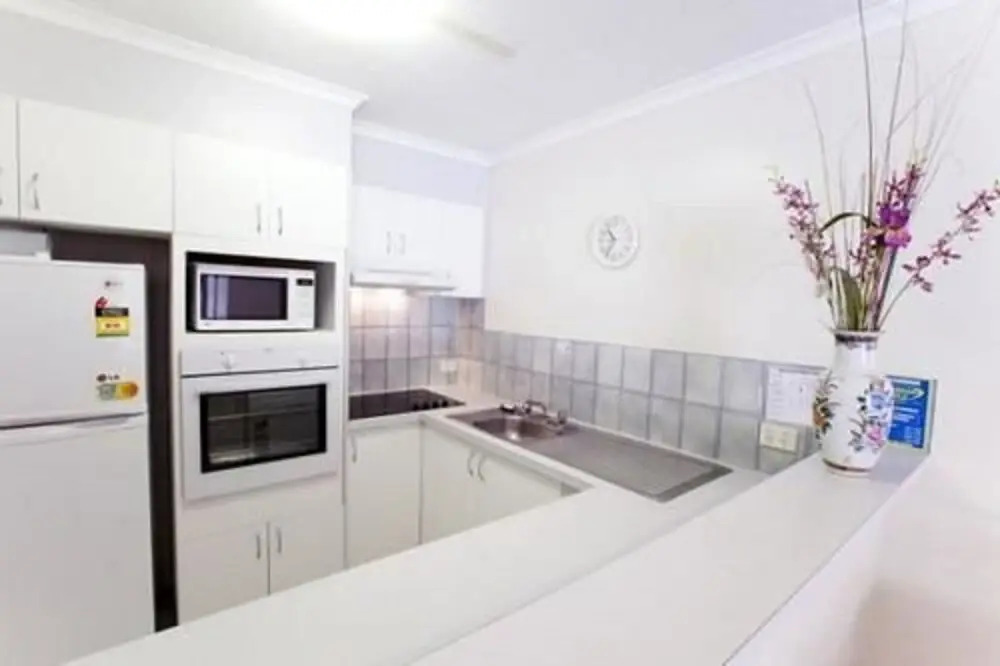 Cannes Court Holiday Apartments