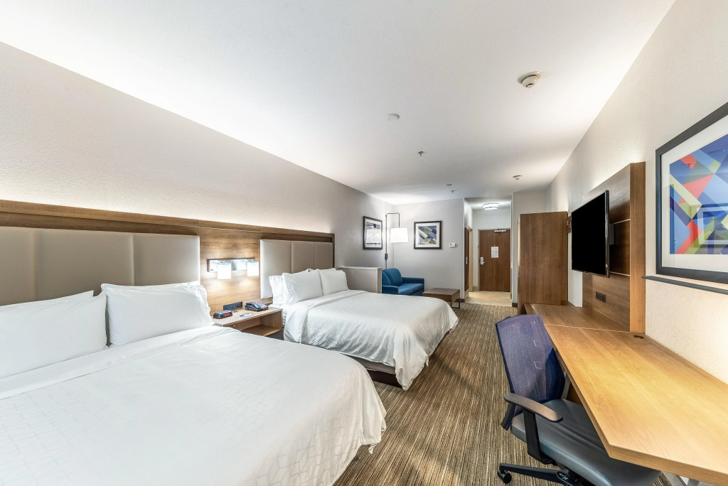 Holiday Inn Express & Suites Fort Worth - Fossil Creek by IHG