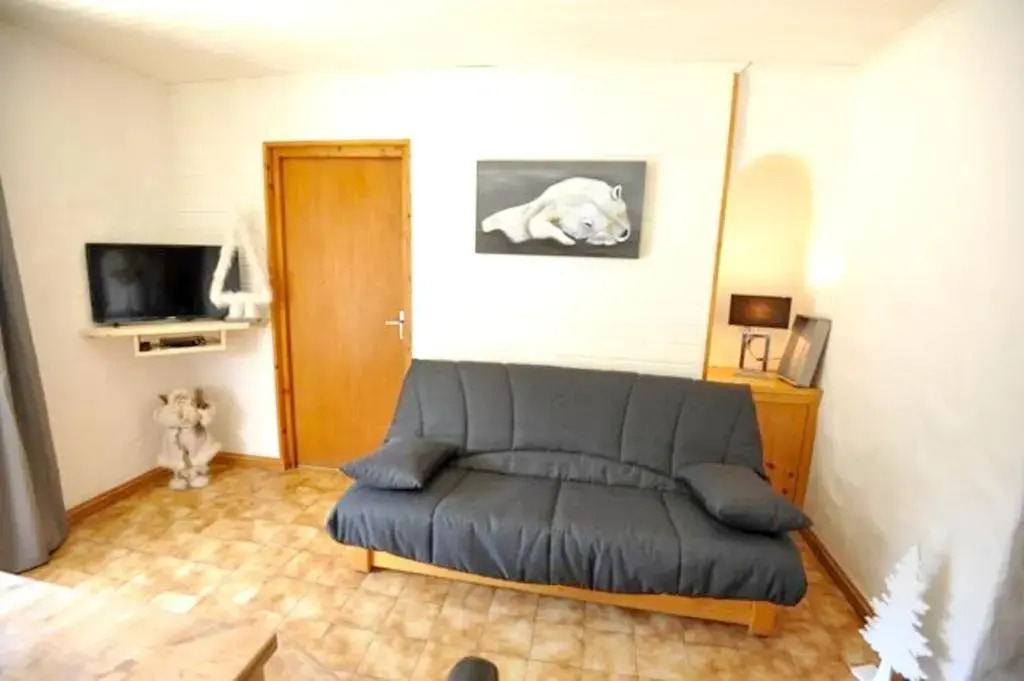 Appartement de 2 chambres a Champagny en Vanoise a 40 m des pistes avec jardin clos et wifi