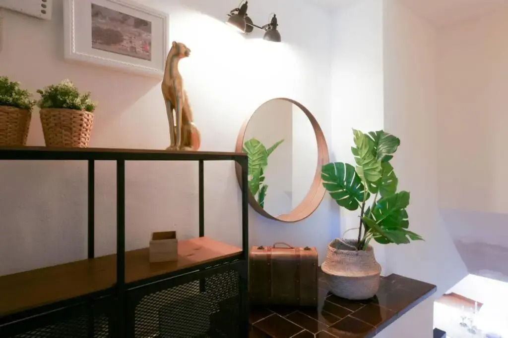 Eiffel Bridge Boutique Apartment