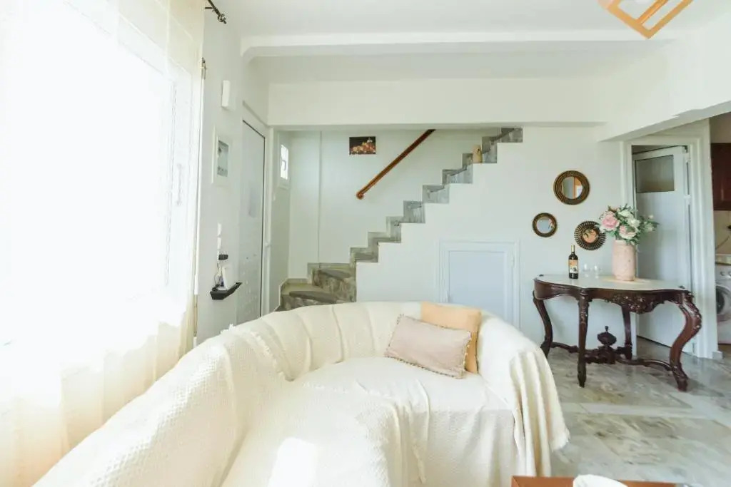 Akadimia Luxury Apartment