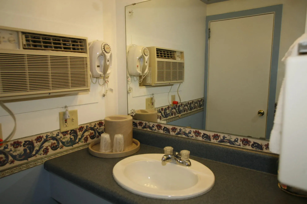 Bennington Motor Inn
