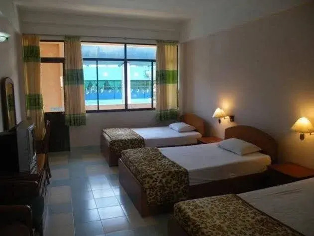 Thanh Long Hotel