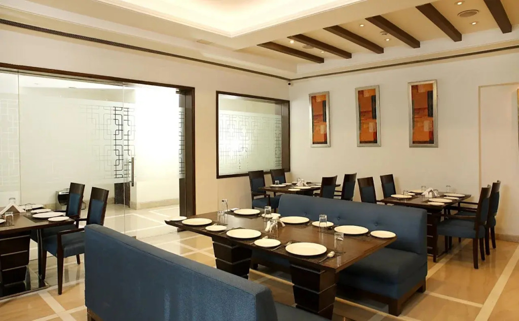 Inde Hotel Signature Tower