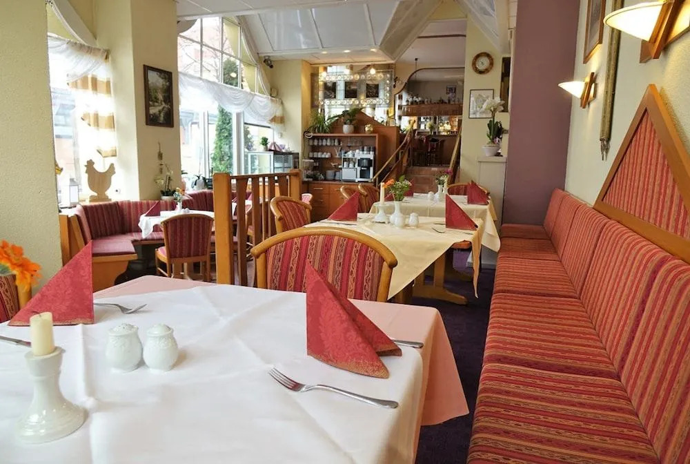 REGIOHOTEL Nicolaiplatz Wernigerode