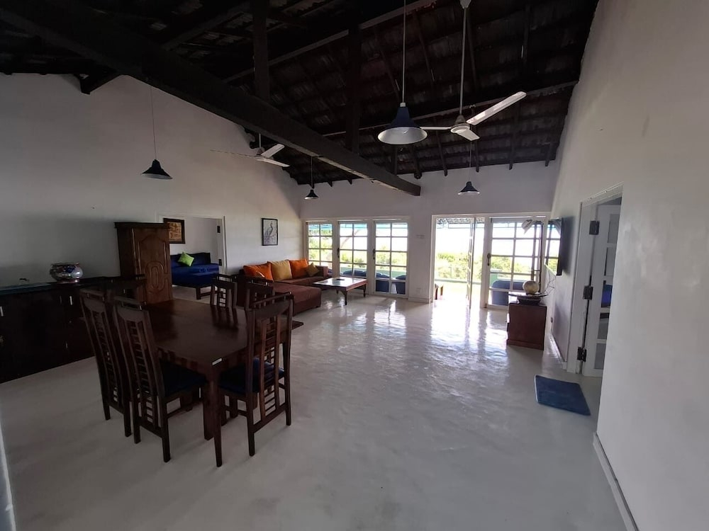 Shore Beach Villa