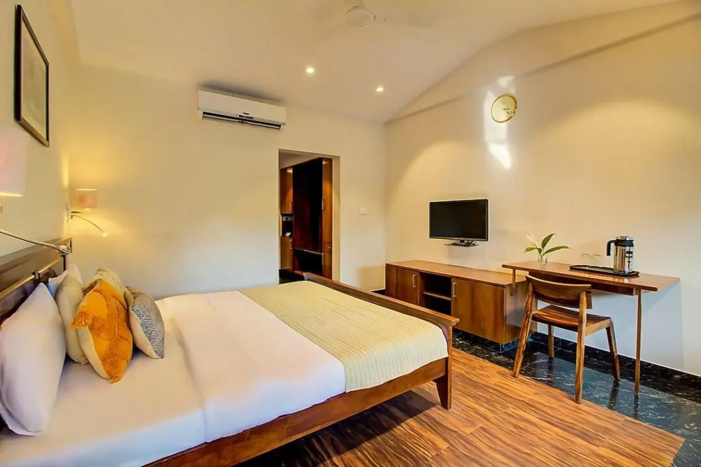 Bharat Hotel