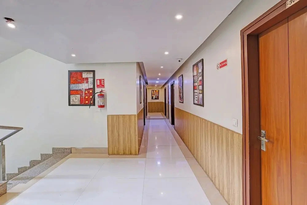 FabHotel The Tuesday Suits - Opposite to Delhi Public School