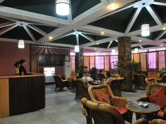 Cuiyuezhuang Countryside Hotel
