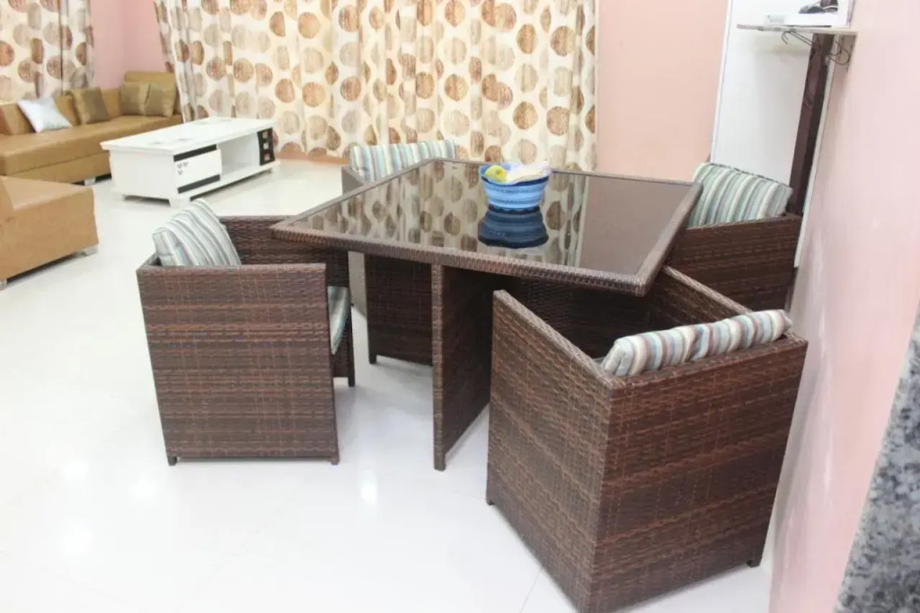Villa 99 4BHK