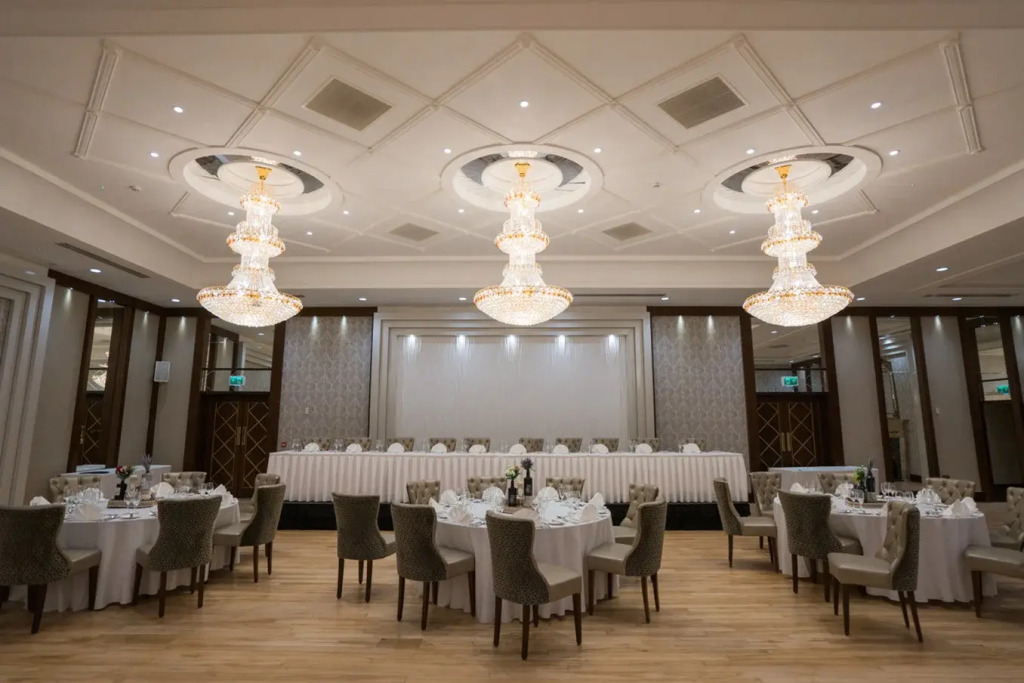 Dunadry Hotel And Gardens