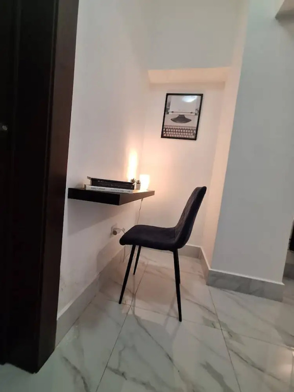 Heart of Down Town Sdq2dr Modern Apartment