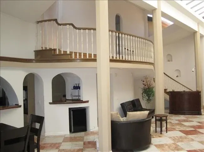 #417 - Oceanfront Escape Ten-Bedroom Holiday Home