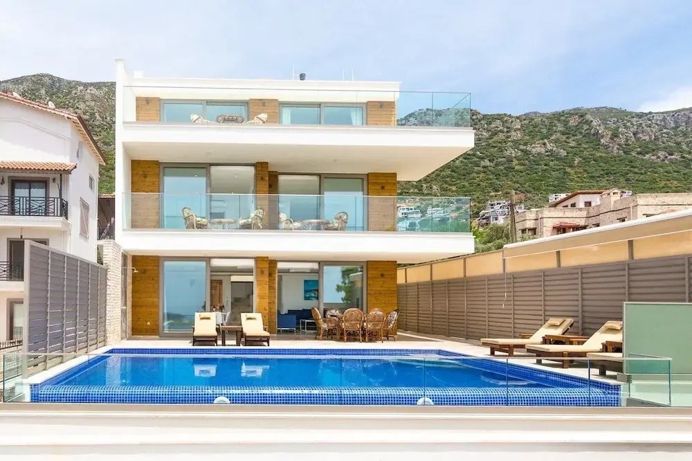 Villa Likapa 2