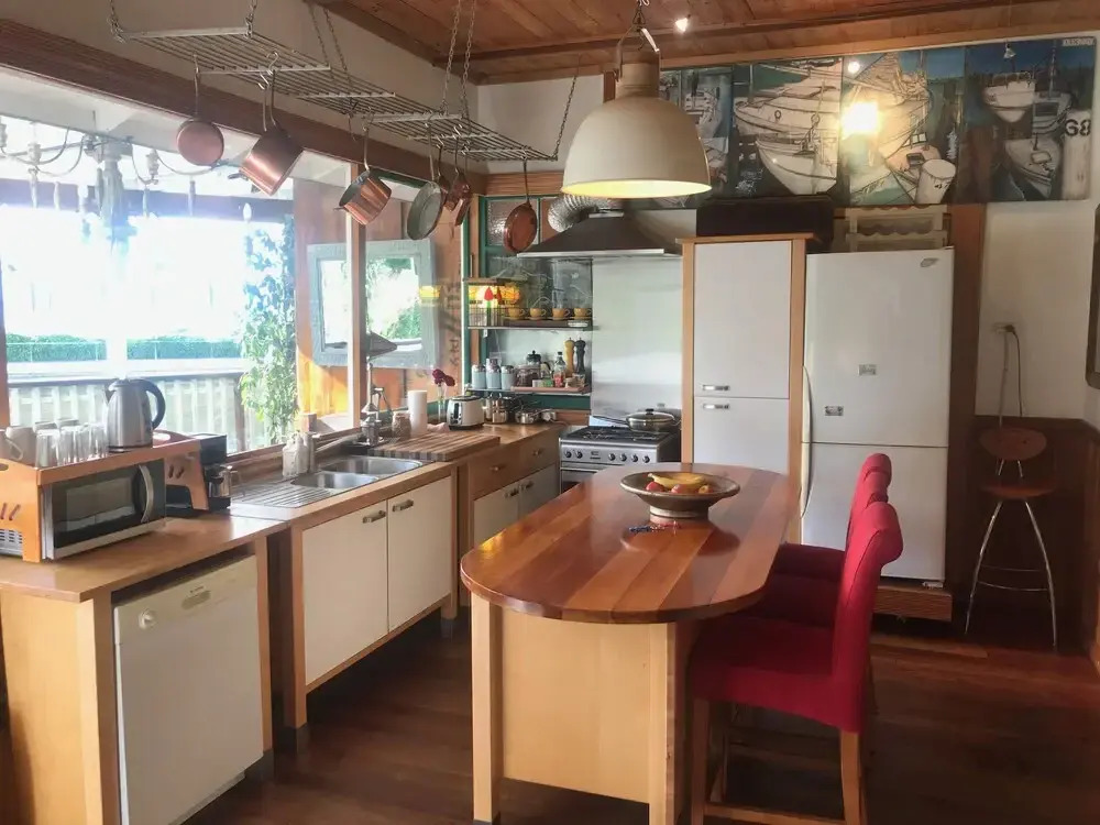 Bluff Hill Bed & Breakfast