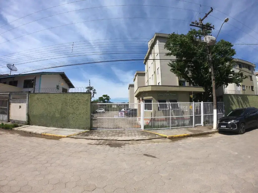 APTO PERTINHO DA PRAIA - Lindo e Equipado! Internet 400mb e 3 Tvs - Completo!