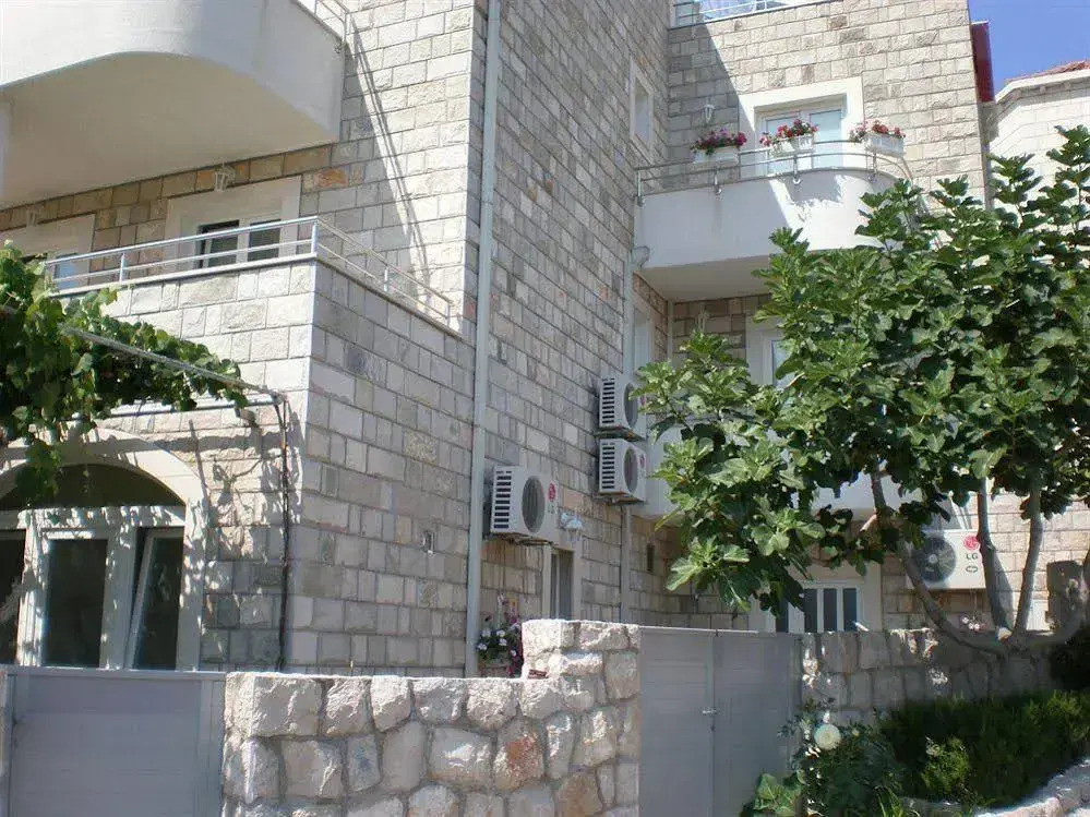 Apartments Bakoč