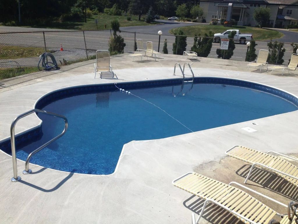 Top Hill Motel