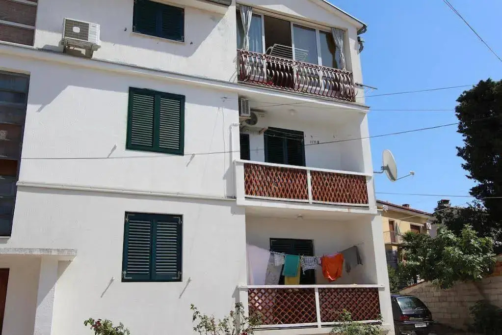 Apartment Dina