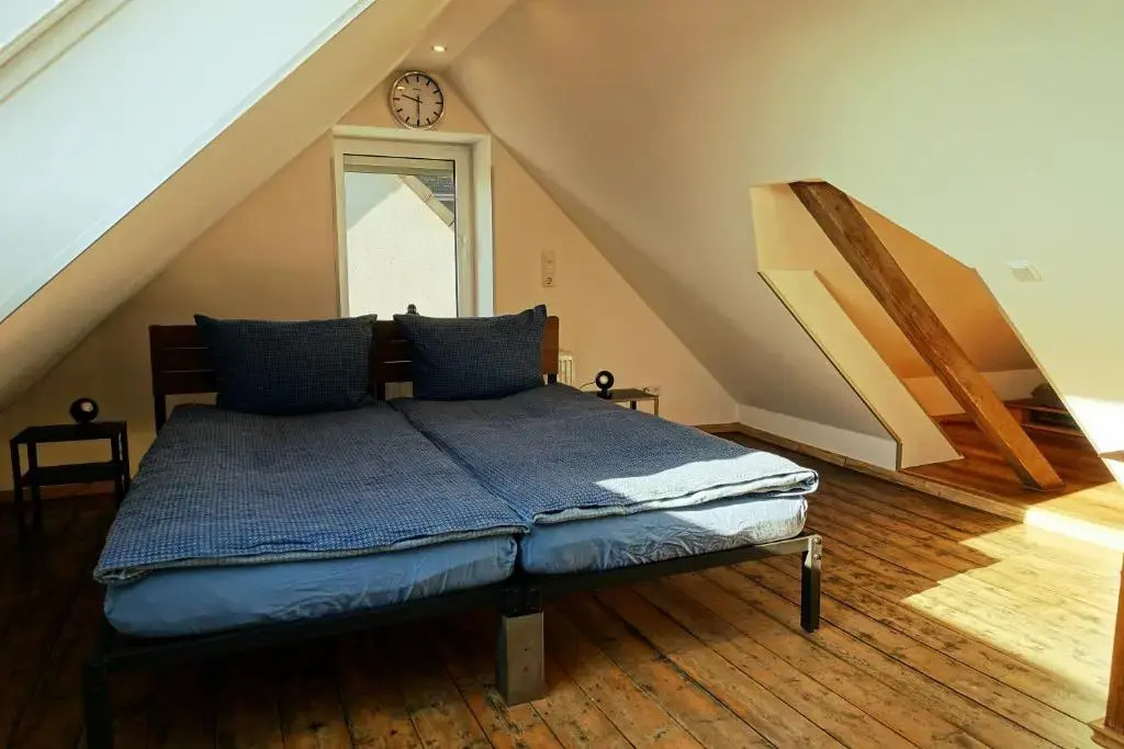 FRANKES CITY SLEEP Maisonette Apartment mit Weitblick, 6 Einzelbetten
