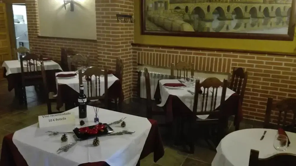 Hotel Puente de Piedra