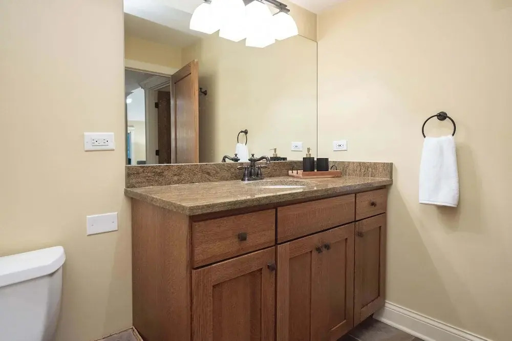 Gorgeous 4 BDR Home in Popular Abbey Springs!