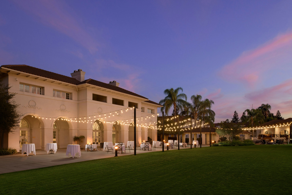Hayes Mansion San Jose, Curio Collection by Hilton