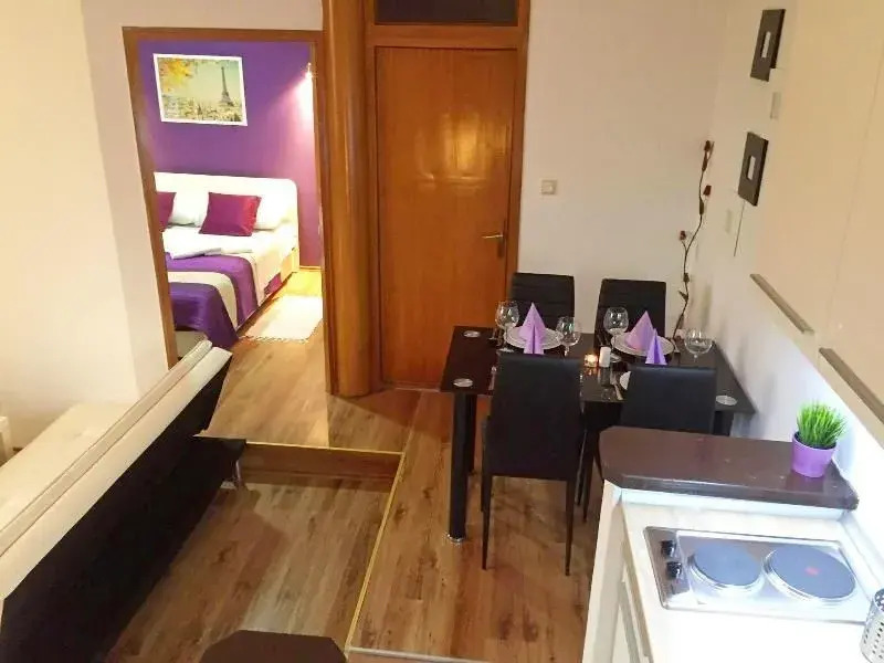 Apartments & Rooms  Sanja