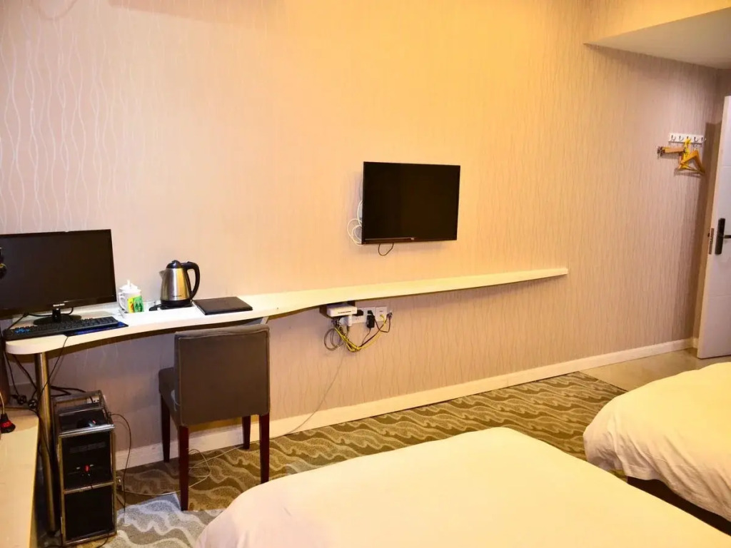 Super 8 Hotel Yiwu Binwang