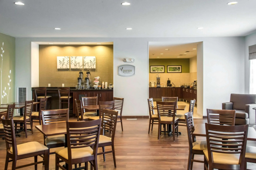 Sleep Inn & Suites Marshall - University Area