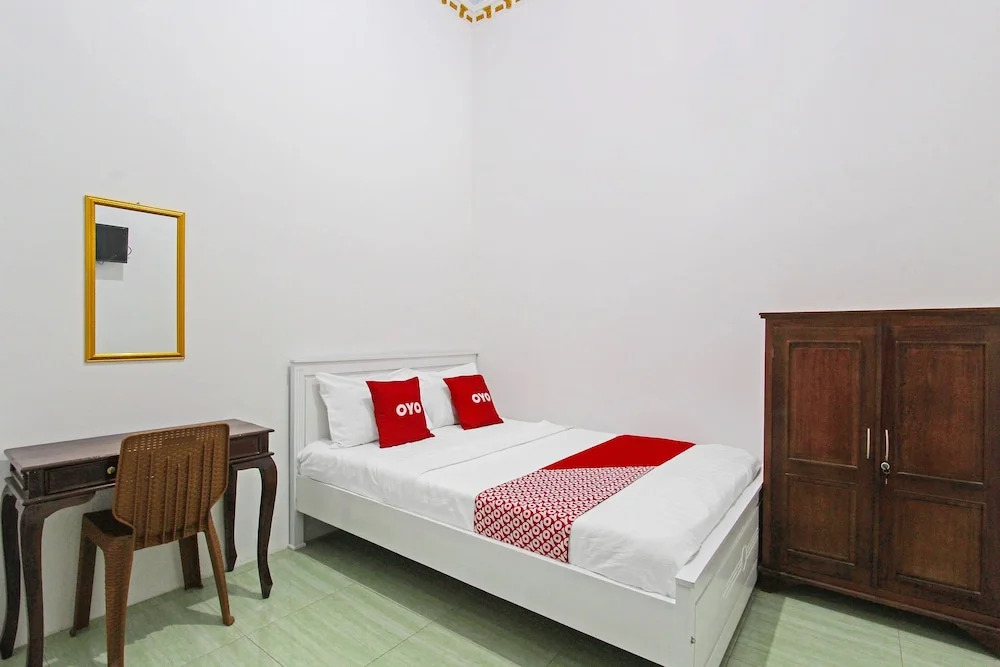 Hotel Grand New Si Jago Mitra RedDoorz