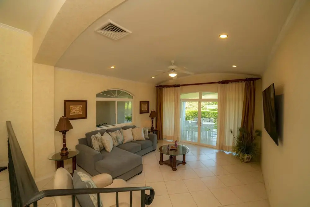 Colina 5E 2 bdr 2 Bath