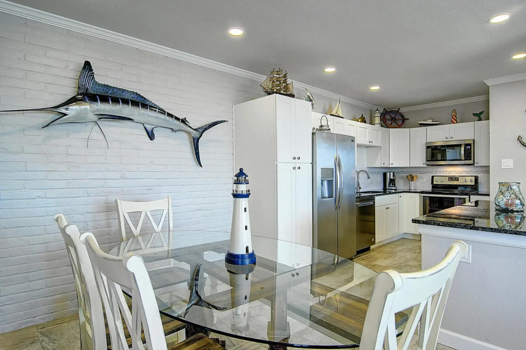 Channelview 107 in Port Aransas