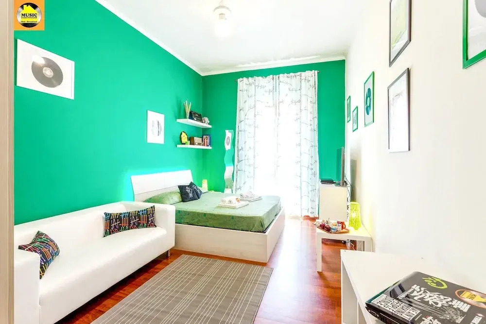 Apartment with 3 Bedrooms in Roma, with Wonderful City View And Wifi - 10 Km From the Beach