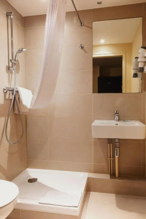 Hotel Astrid Caen centre