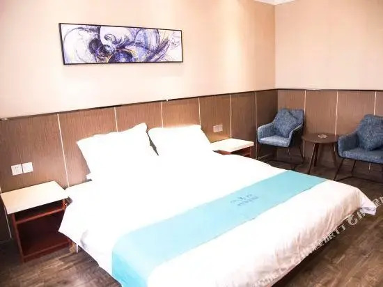 West Bank Boutique Hotel