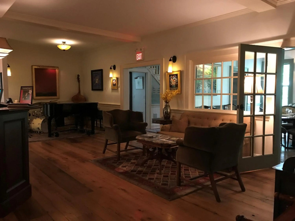 The Old Lyme Inn